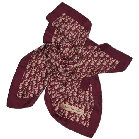 foulard en soie christian dior